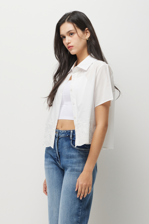 https://img.benettonmall.com/PARTS/KS/26S/SAWS83631WH_MB_D1.jpg?cb=1782918151