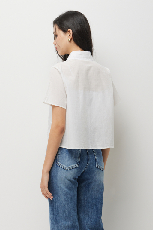 https://img.benettonmall.com/PARTS/KS/26S/SAWS83631WH_MB_D2.jpg?cb=1782918151