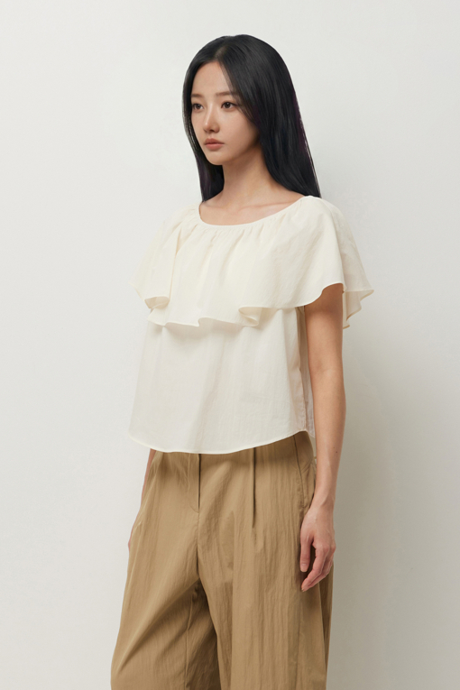 https://img.benettonmall.com/PARTS/KS/26S/SAWS89631IV_MB_D1.jpg?cb=1782918151