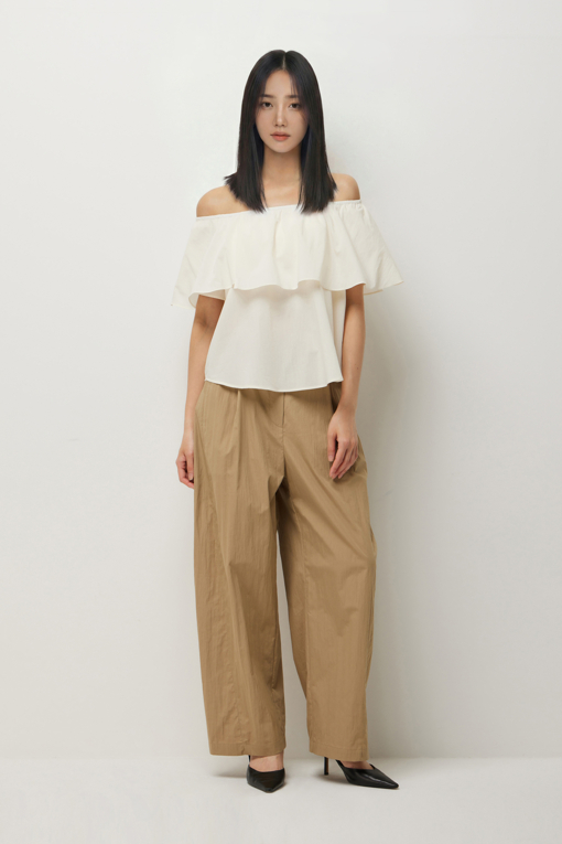 https://img.benettonmall.com/PARTS/KS/26S/SAWS89631IV_MB_D5.jpg?cb=1782918151