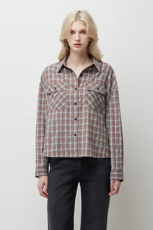 https://img.benettonmall.com/PARTS/KS/26S/SAWSE2611BL_MB.jpg?cb=1782918151