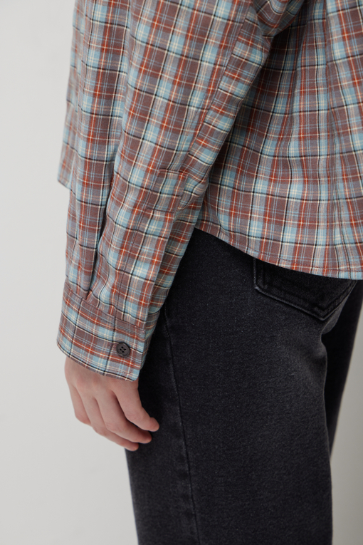 https://img.benettonmall.com/PARTS/KS/26S/SAWSE2611BL_MB_D4.jpg?cb=1782918151