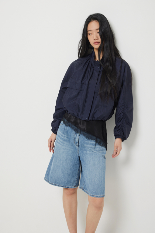 https://img.benettonmall.com/PARTS/KS/26S/SAWSE6631BK_MB_D1.jpg?cb=1778668868