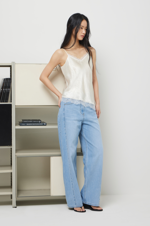 https://img.benettonmall.com/PARTS/KS/26S/SAWSE6631IV_MB_D4.jpg?cb=1778668868