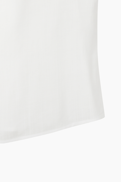 https://img.benettonmall.com/PARTS/KS/26S/SAWSE9631WH_MB_D13.jpg?cb=1778668868