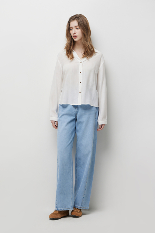 https://img.benettonmall.com/PARTS/KS/26S/SAWSE9631WH_MB_D5.jpg?cb=1778668868