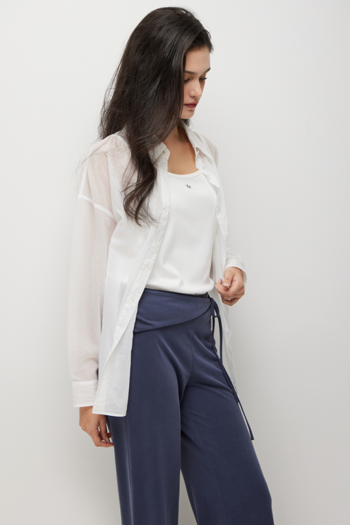 https://img.benettonmall.com/PARTS/KS/26S/SAWSZ3631WH_MB_D5.jpg?cb=1777643535