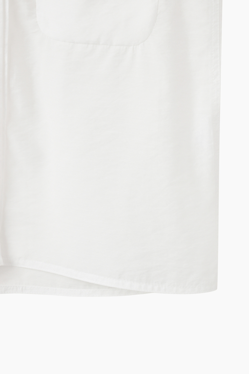 https://img.benettonmall.com/PARTS/KS/26S/SAWSZ5631WH_MB_D4.jpg?cb=1778668868