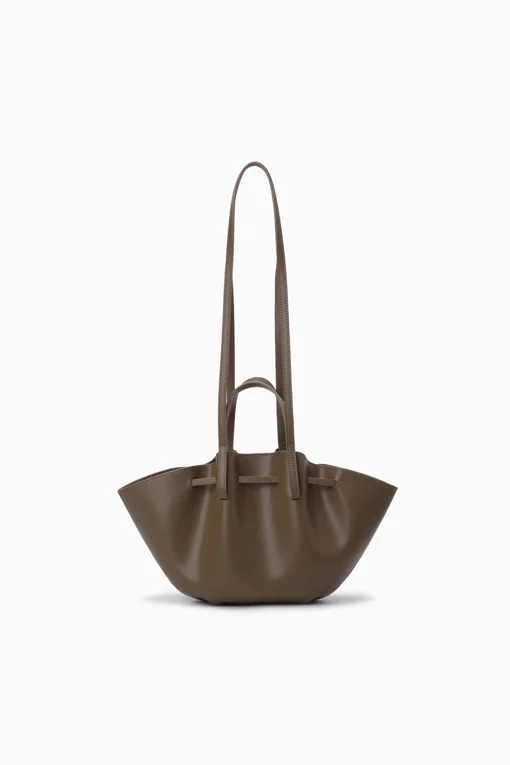 https://img.benettonmall.com/PARTS/KS/26S/SCBG03611BR_MB.jpg?cb=1782918151