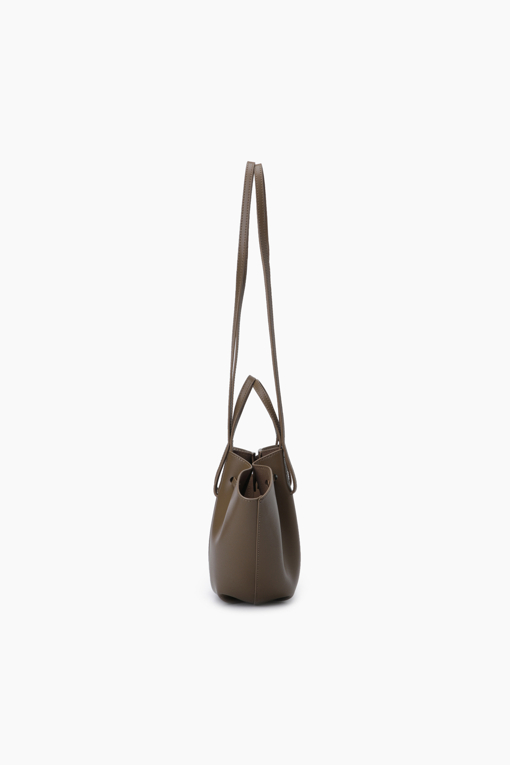 https://img.benettonmall.com/PARTS/KS/26S/SCBG03611BR_MB_D2.jpg?cb=1782918151